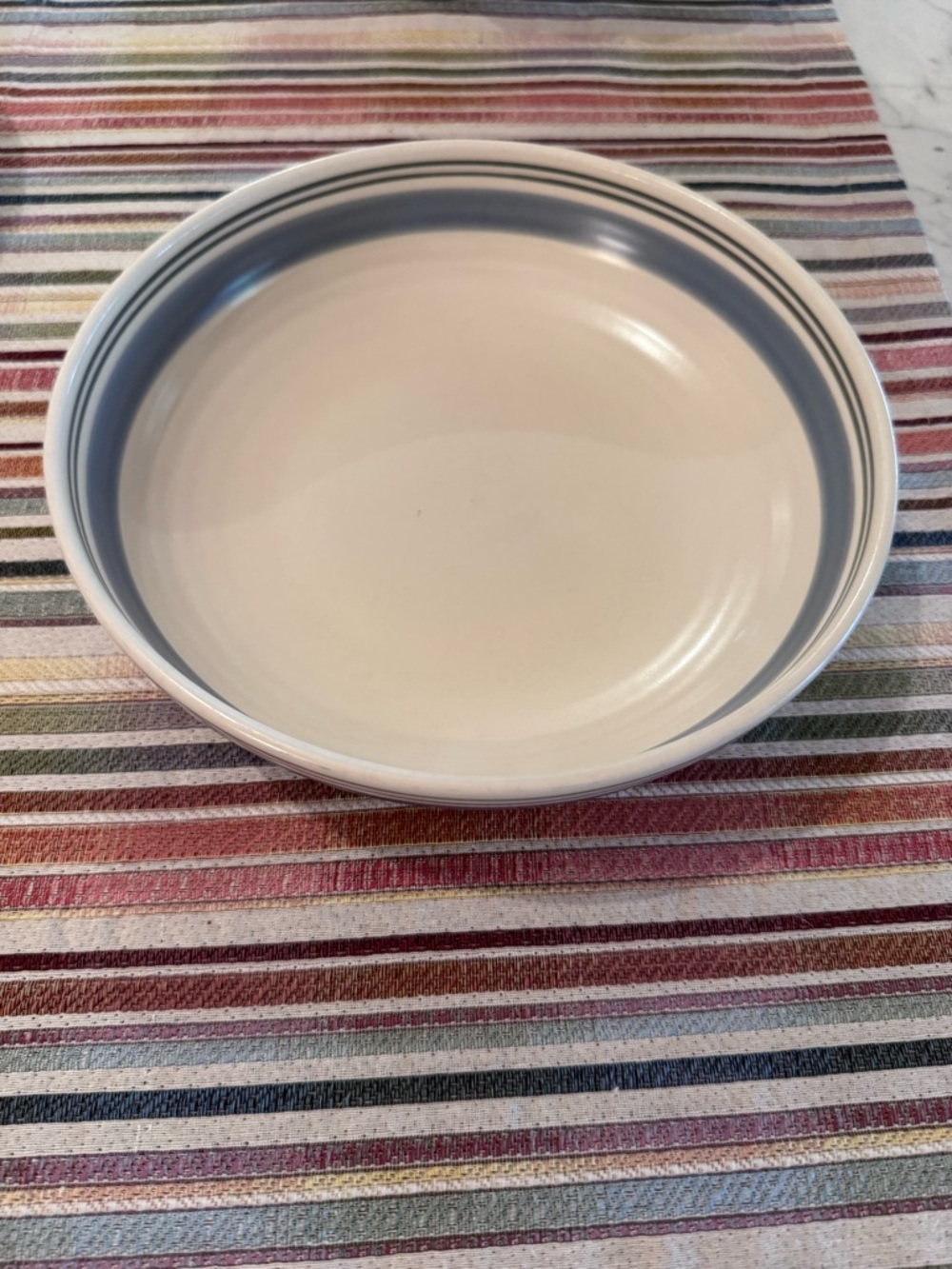 Pfaltzgraff Rio vegetable bowl, like new, 8 1/2x2 1/2,